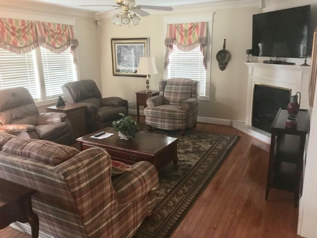 Downtown Abode In The Heart Of The Bourbon Trail Villa Lebanon Luaran gambar